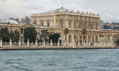 Dolmabahce Palace & Cable Car & Bosphorus on Boat Tour (Full Day)