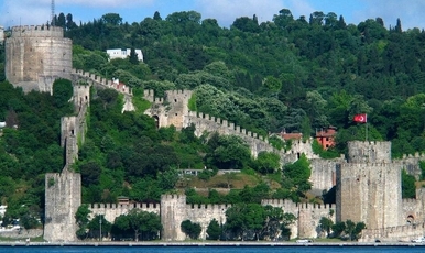 Dolmabahce Palace & Cable Car & Bosphorus on Boat Tour (Full Day)