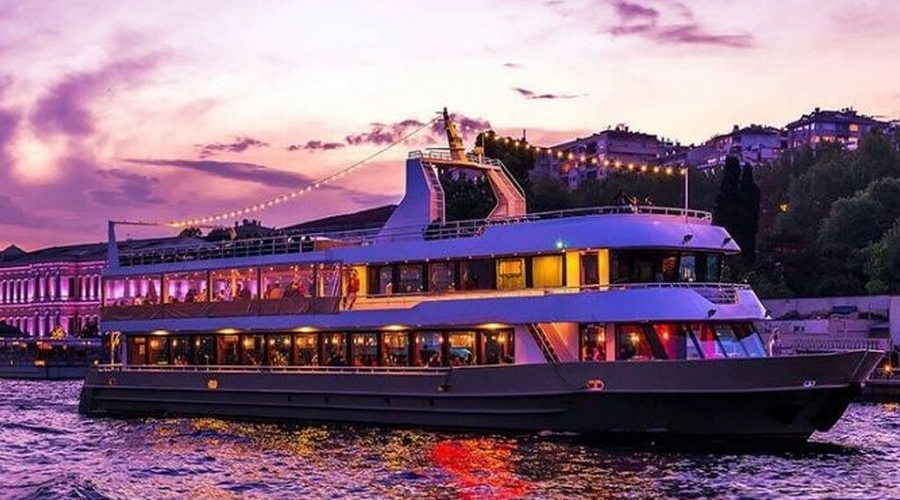 Dinner Cruise with Turkish Entertainment Extravaganza