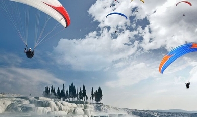 Paragliding in Pamukkale