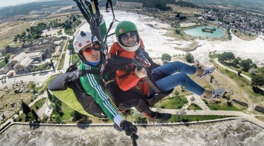 Paragliding in Pamukkale